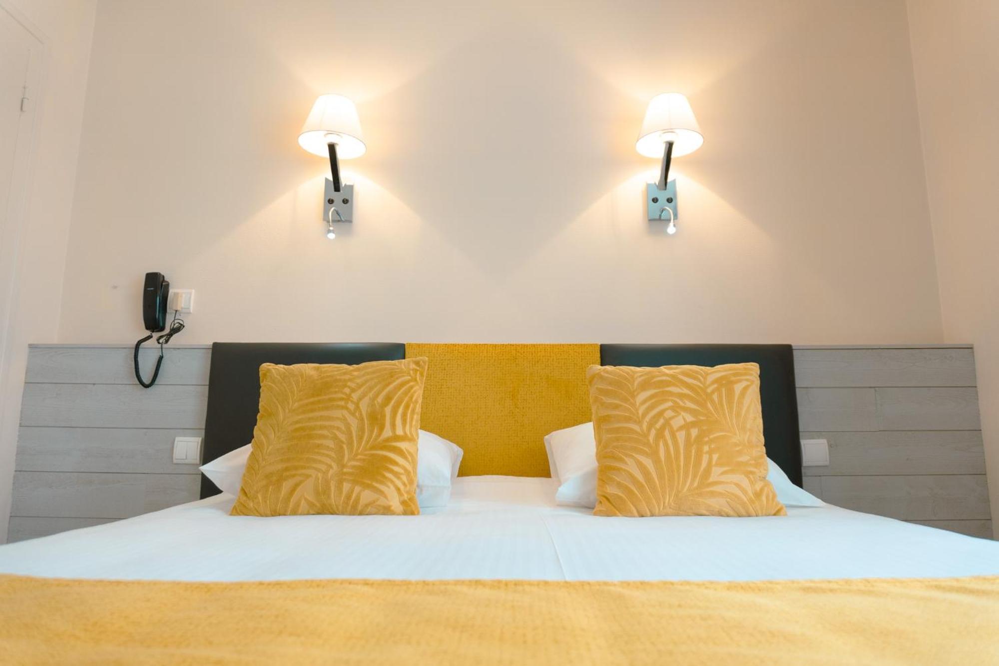 Hotel Spa & Restaurant O Pervenches Chambery Ngoại thất bức ảnh