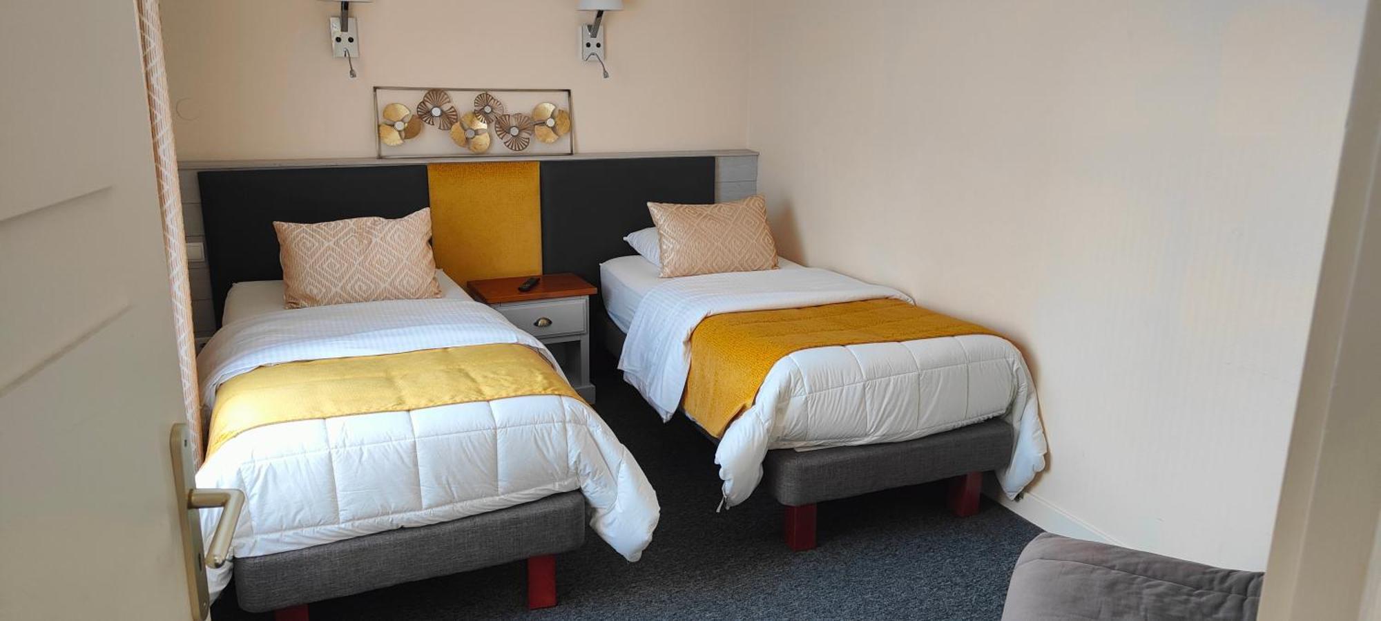 Hotel Spa & Restaurant O Pervenches Chambery Ngoại thất bức ảnh