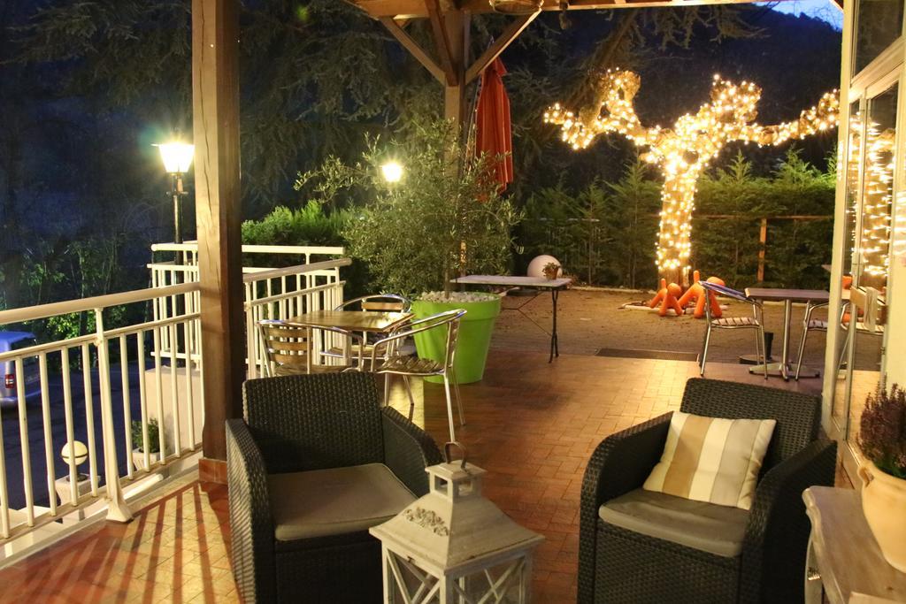Hotel Spa & Restaurant O Pervenches Chambery Ngoại thất bức ảnh